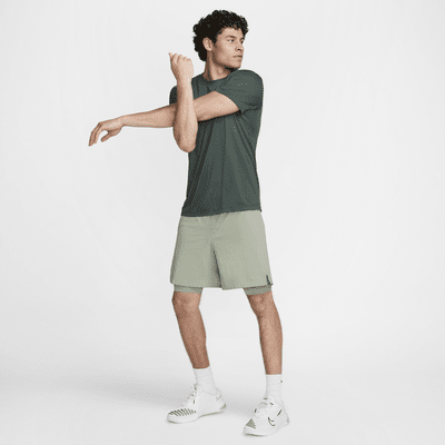 Shorts versátiles Dri-FIT de 18 cm 2 en 1 para hombre Nike Unlimited