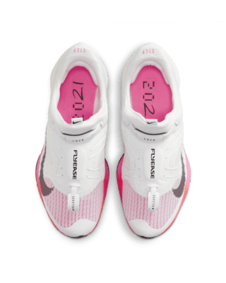 nike tempo next flyease