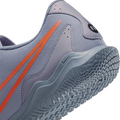 Nike Tiempo Legend 10 Club Indoor Court Low-Top Football Shoes