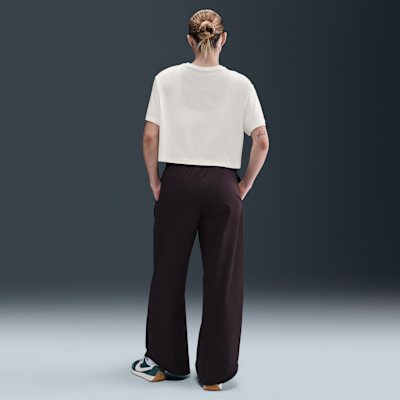 Playera holgada cropped para mujer Nike Sportswear Club