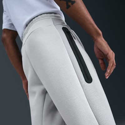 Nike Tech Men's Colour-Block Open-Hem Fleece Trousers