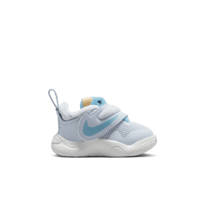 Tenis para bebé e infantil Nike Team Hustle D 11