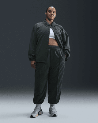 Женские  Nike Sportswear Everything Wovens Mid-Rise Open-Hem Pants (Plus Size)