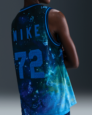 Nike x 樂高® 系列