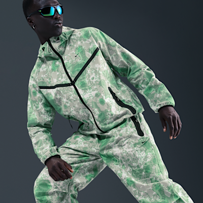 Nike Tech Men's Dri-FIT Woven Camo Loose-Fit Pants