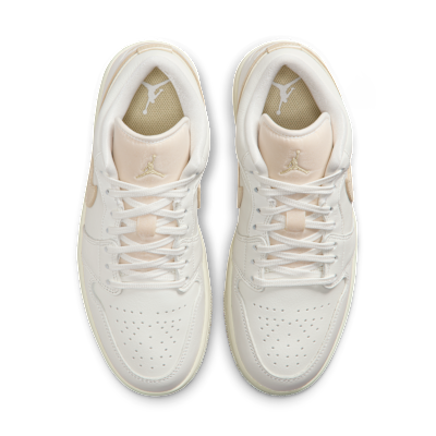 Air Jordan 1 Low SE Kadın Ayakkabısı