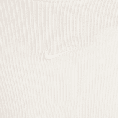 Nike Sportswear Women's Ribbed Long-Sleeve Mod Crop Top. Nike SG
