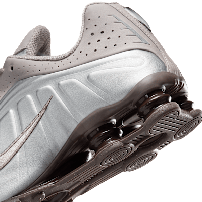 Nike Shox R4 Men's Shoes