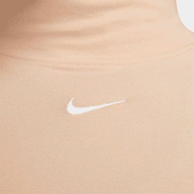 Nike Sportswear Collection Essentials Women's Long-Sleeve Mock Top ...