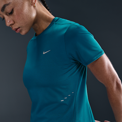 Nike Swift Dri-FIT Kurzarm-Laufoberteil (Damen)
