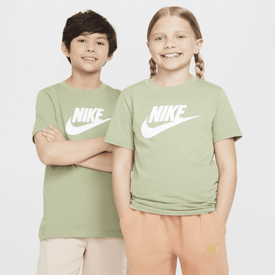 Playera para niños talla grande Nike Sportswear