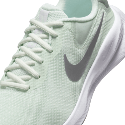 Nike Revolution 7 Women's Road Running Shoes (Extra Wide)