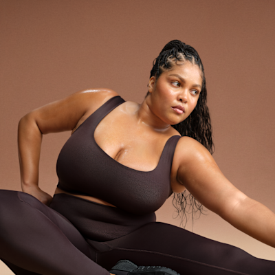 NikeSKIMS Shine Women's Scoop-Neck Bra Top