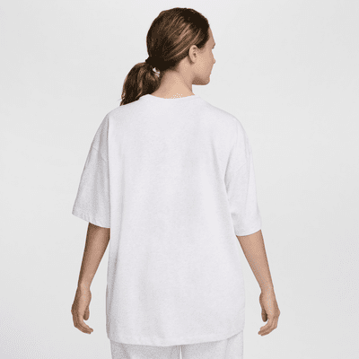 Playera Nike Sportswear Essential oversized para mujer