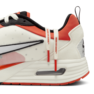 Tenis para hombre Oregon State Nike Air Max Solo