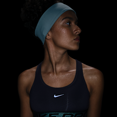 Nike Pro Swoosh Older Kids' Sports Bra with Shine Accents
