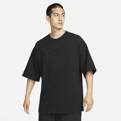 Nike Sportswear Men's Oversized T-shirt Size Small (Black)