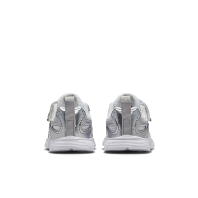 Tenis para bebé e infantil Nike V5 RNR