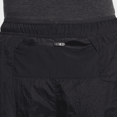 Nike Stride Running Division Men's 12.5cm (approx.) Dri-FIT Water-Repellent 2-in-1 Running Shorts