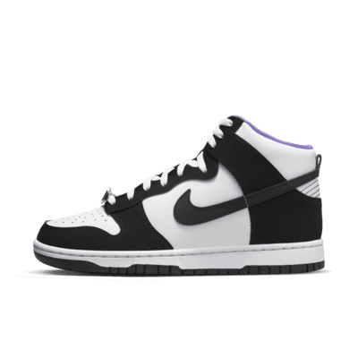 women's black and white nike dunks