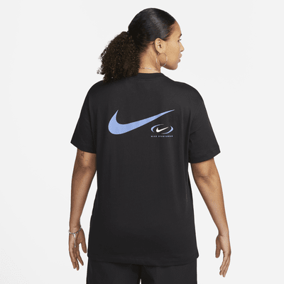 Nike Sportswear Women's Graphic T-Shirt. Nike ZA