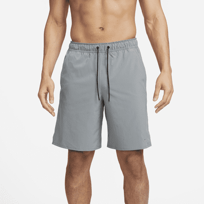 Shorts versátiles sin forro Dri-FIT de 23 cm para hombre Nike Unlimited