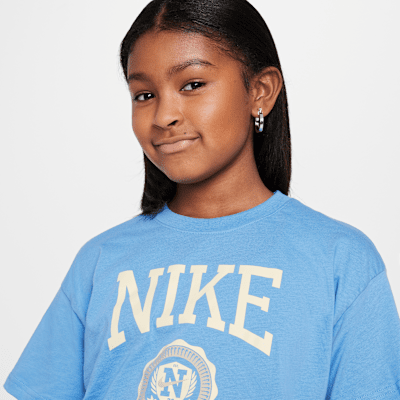 Nike Sportswear Girls' T-Shirt