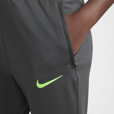 FC Barcelona Strike Third Nike Dri-FIT Fußballhose (ältere Kinder)