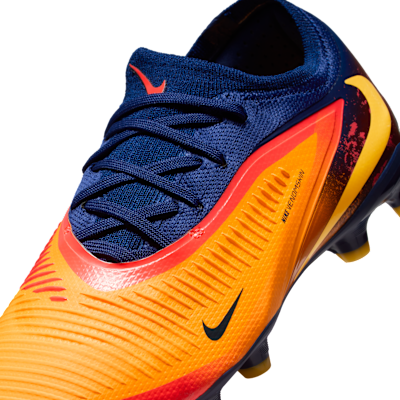 Tacos de fútbol para terrenos múltiples para niño talla grande Nike Jr. Phantom 6 Low Pro "Erling Haaland"