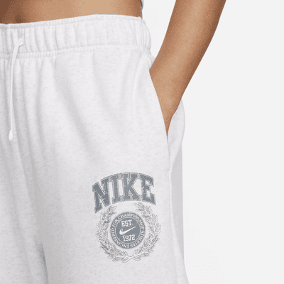 Nike Sportswear Club Fleece Women's Oversized Mid-Rise Sweatpants