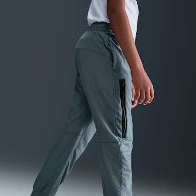 Nike Sportswear City Utility EasyOn Older Kids' Therma-FIT Winterized Trousers