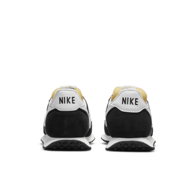 Nike Waffle Trainer 2 Men's Shoes. Nike SG