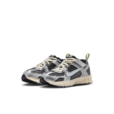 나이키 보메로 5 반사 디자인 액센트 리틀키즈 신발