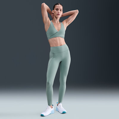 Nike Universa