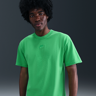 Nike Sportswear Premium Essentials