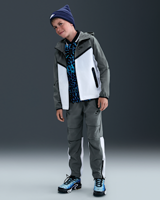 Детская куртка Nike Tech Big Kids' (Boys') Woven