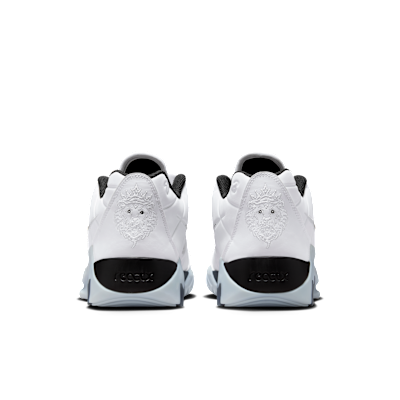 LeBron Witness 9 Basketball Shoes