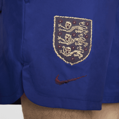 Inglaterra Sport Essential Flow Pantalón corto de fútbol de tejido Woven con forro Nike - Hombre