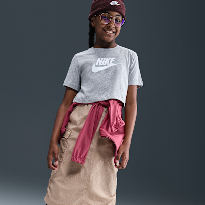 Nike Sportswear Big Kids' (Girls') Cropped T-Shirt
