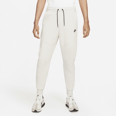 nike white tech fleece