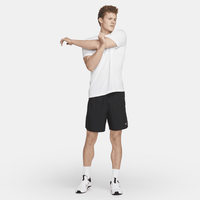 Męskie spodenki do biegania z wszytą bielizną Dri-FIT Nike Challenger 18 cm