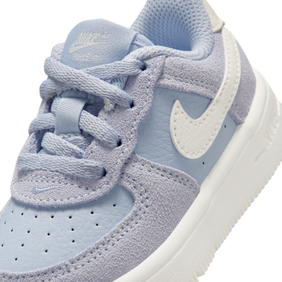 Tenis para bebé e infantil Nike Force 1 Low LV8 2