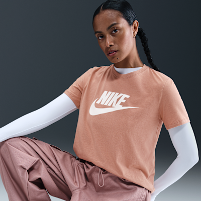 Playera con logotipo para mujer Nike Sportswear Essentials