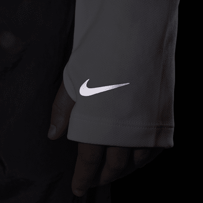 Langærmet Nike Multi Dri-FIT UV-top med 1/2-lynlås til større børn (drenge)