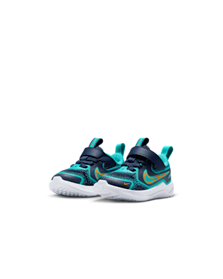 Nike Cosmic Runner