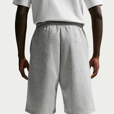 Nike Standard Issue Men's Therma-FIT 14" Fleece Basketball Shorts