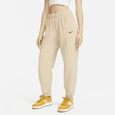 Nike Sportswear Essentials Women's Plush High-Rise Joggers