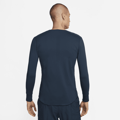 Nike A.P.S. Men's Dri-FIT ADV Versatile Top