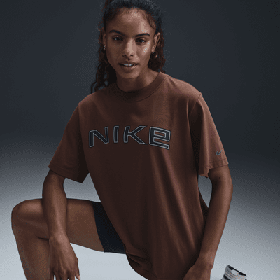 Nike Sportswear Samarreta estampada de màniga curta i ajust ample - Dona