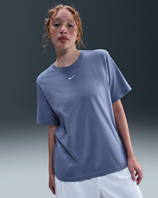 Женская футболка Nike Sportswear Essential